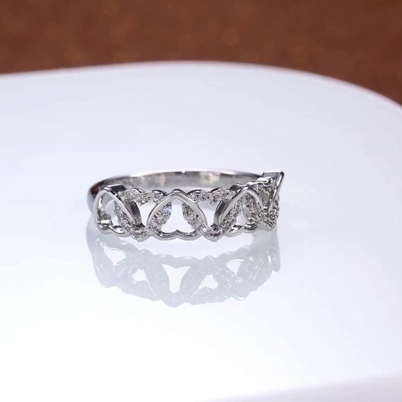 New Solver Twisted Hearts Diamond Luxury Ring size 7, 8 - Picture 6 of 6